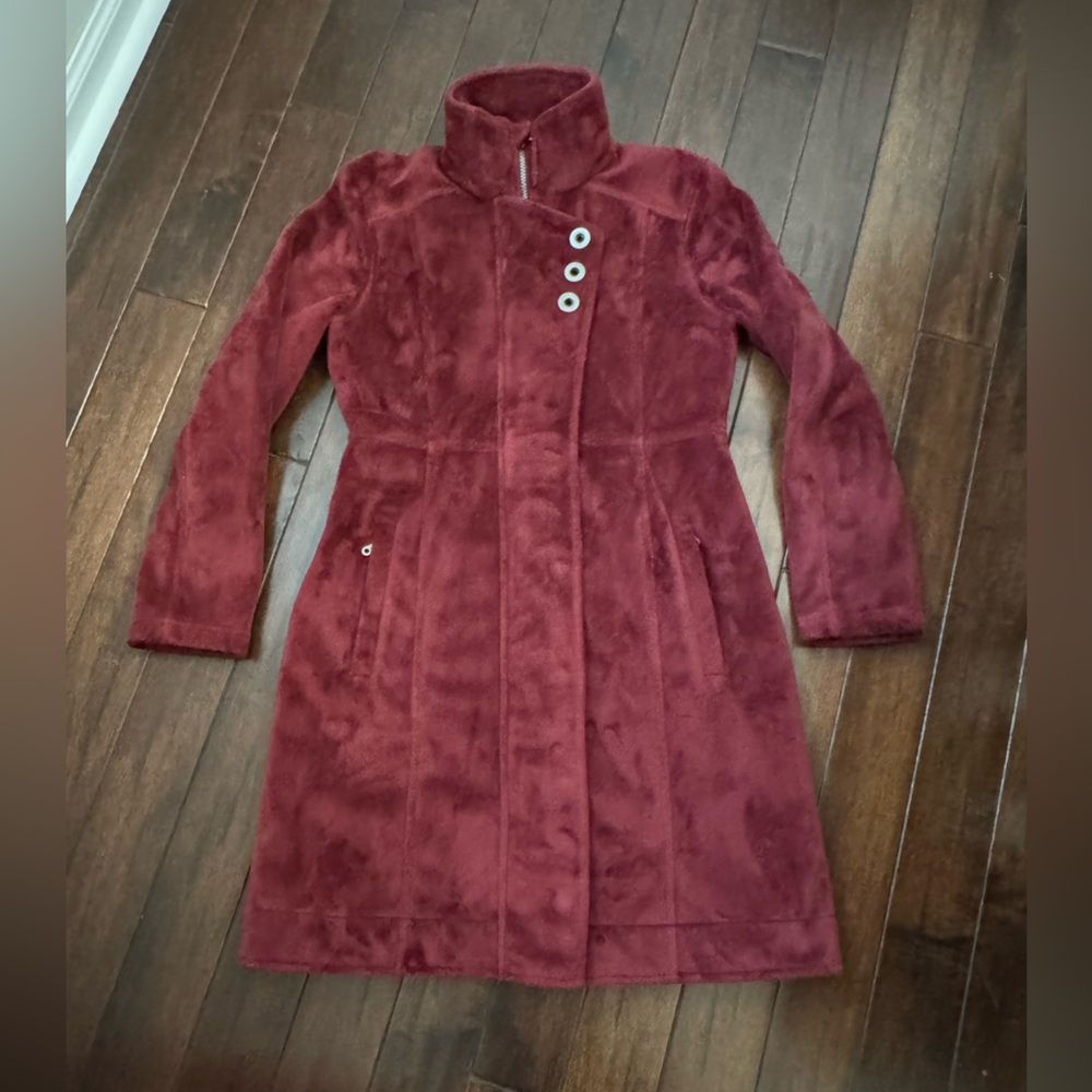 Athleta Burgundy Plush Cozy Faux Shearling Coat, Women’s XS
